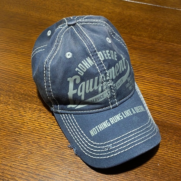 John Deere Licensed Trademark Adjustable Hat/Cap - Picture 1 of 5